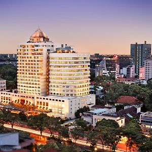 Sofitel Saigon Plaza